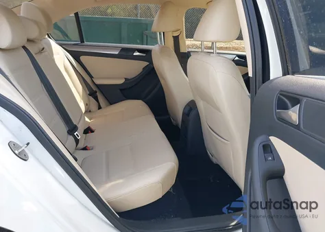 2017 Volkswagen Jetta 1.4T Se из США, поврежденный, VIN 3VWDB7AJ2HM351218